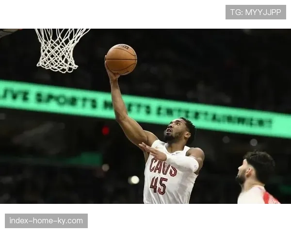 米切尔20分7篮板5助攻全面数据 骑士后卫冲击力依旧